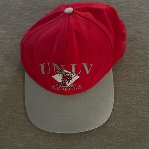 UNLV Running Rebels Red and Gray snapback Cap